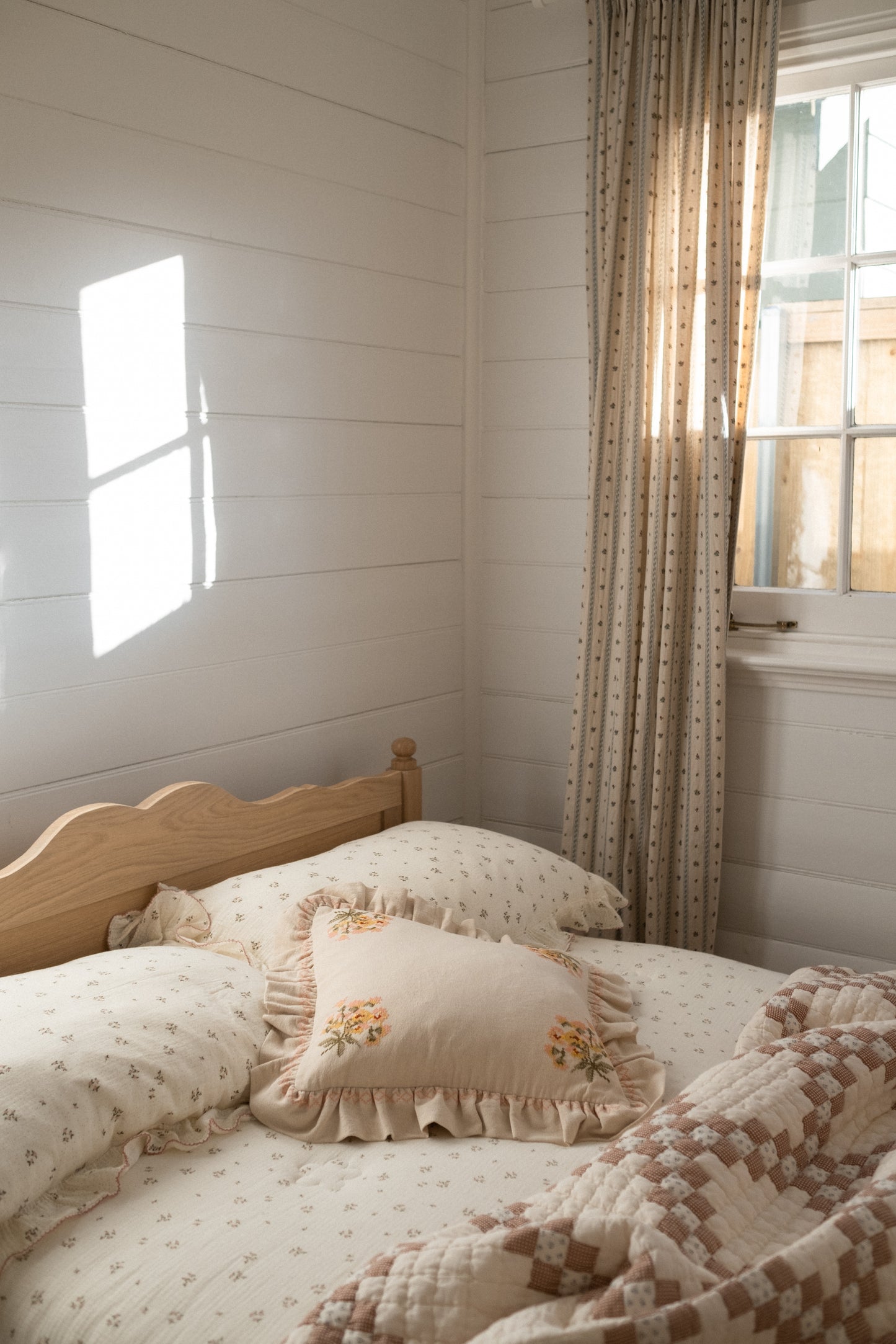 Macy Bed - Double