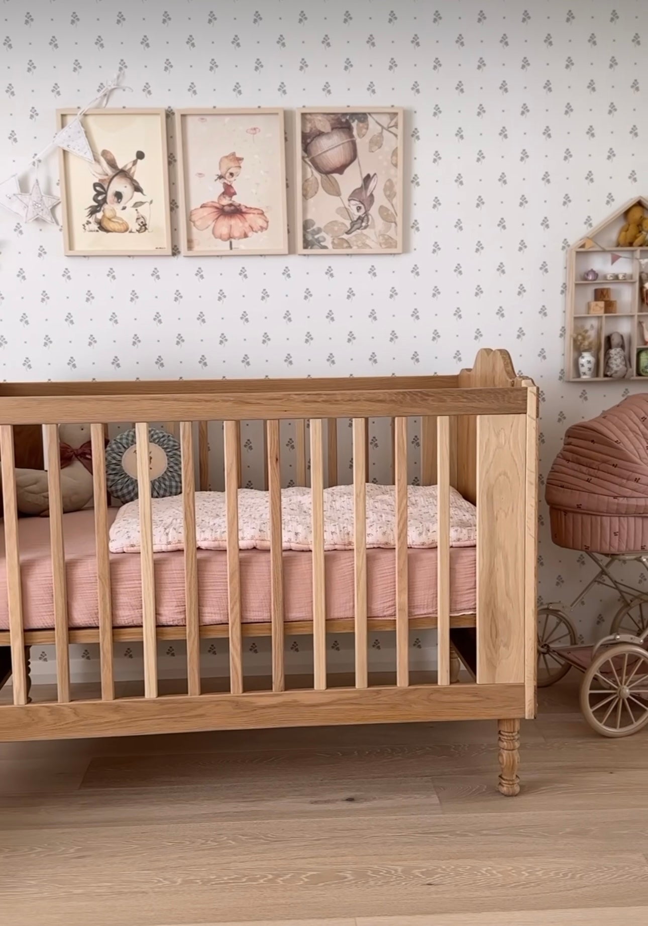 Macy Cot