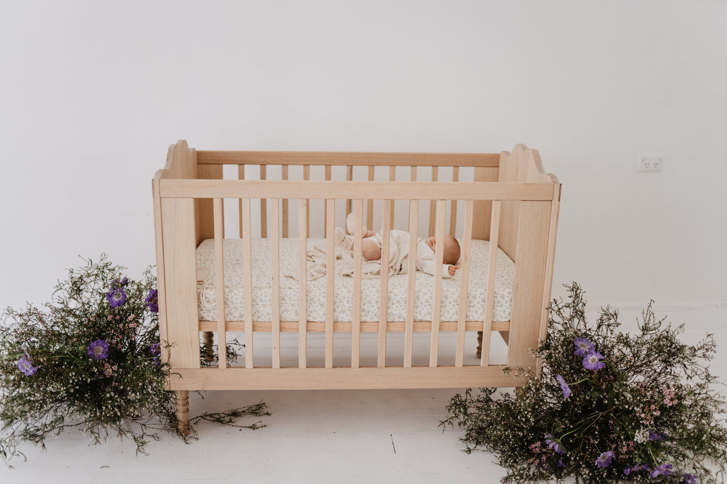Macy Cot