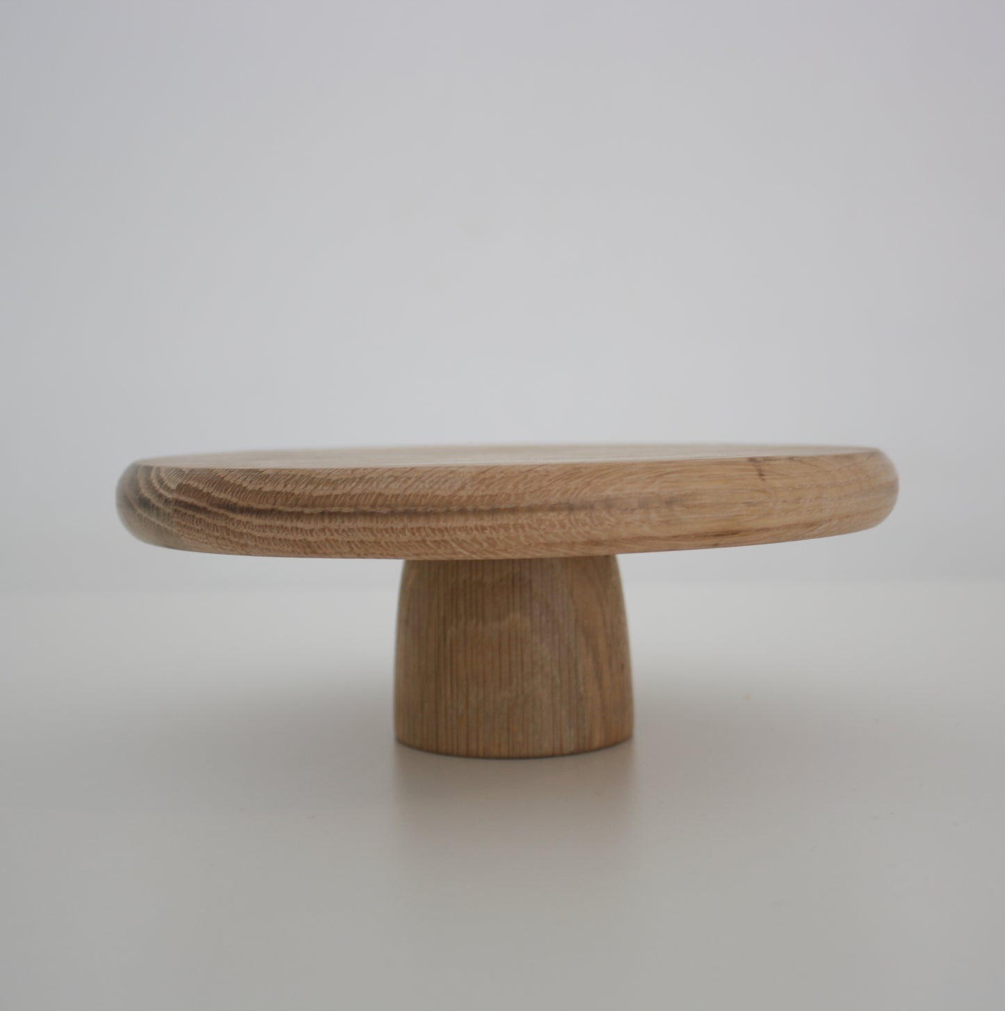 Timeless Oak Cake Stand 22cm - Classic